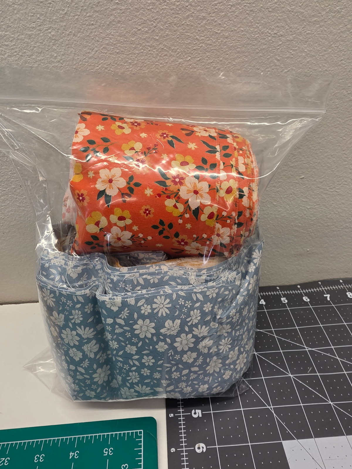 Fabric Selvedge Strips Scrap Pack 100% Cotton fabric lot Premium Quilting Cotton with Designer Edge