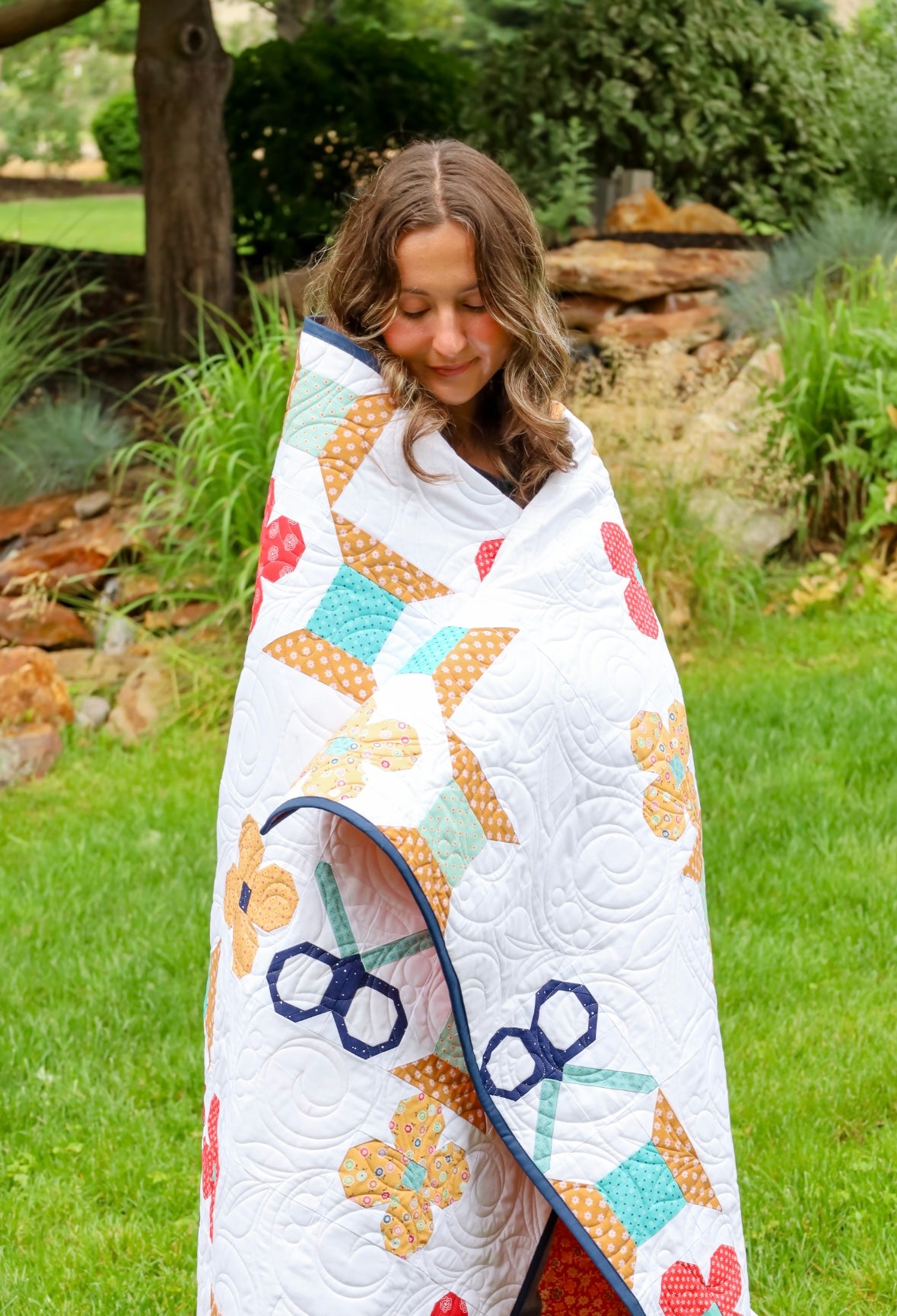 Snips and Blossoms Pre-Cut Ready-To-Sew Quilt Kit Featuring Bee Basics