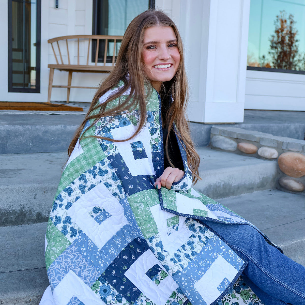 Weekend Vibes Featuring Lakeview Lane Fabric Pre-Cut Sew-Ready Quilt Kit image 4