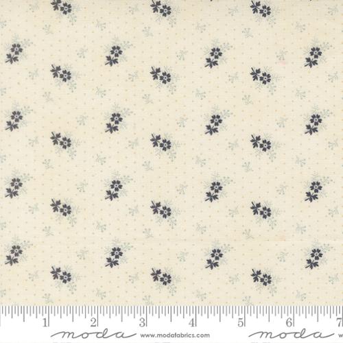 5-Yard Continuous Fabric Cuts Breathtaking Blue Daises – Endless Possibilities!