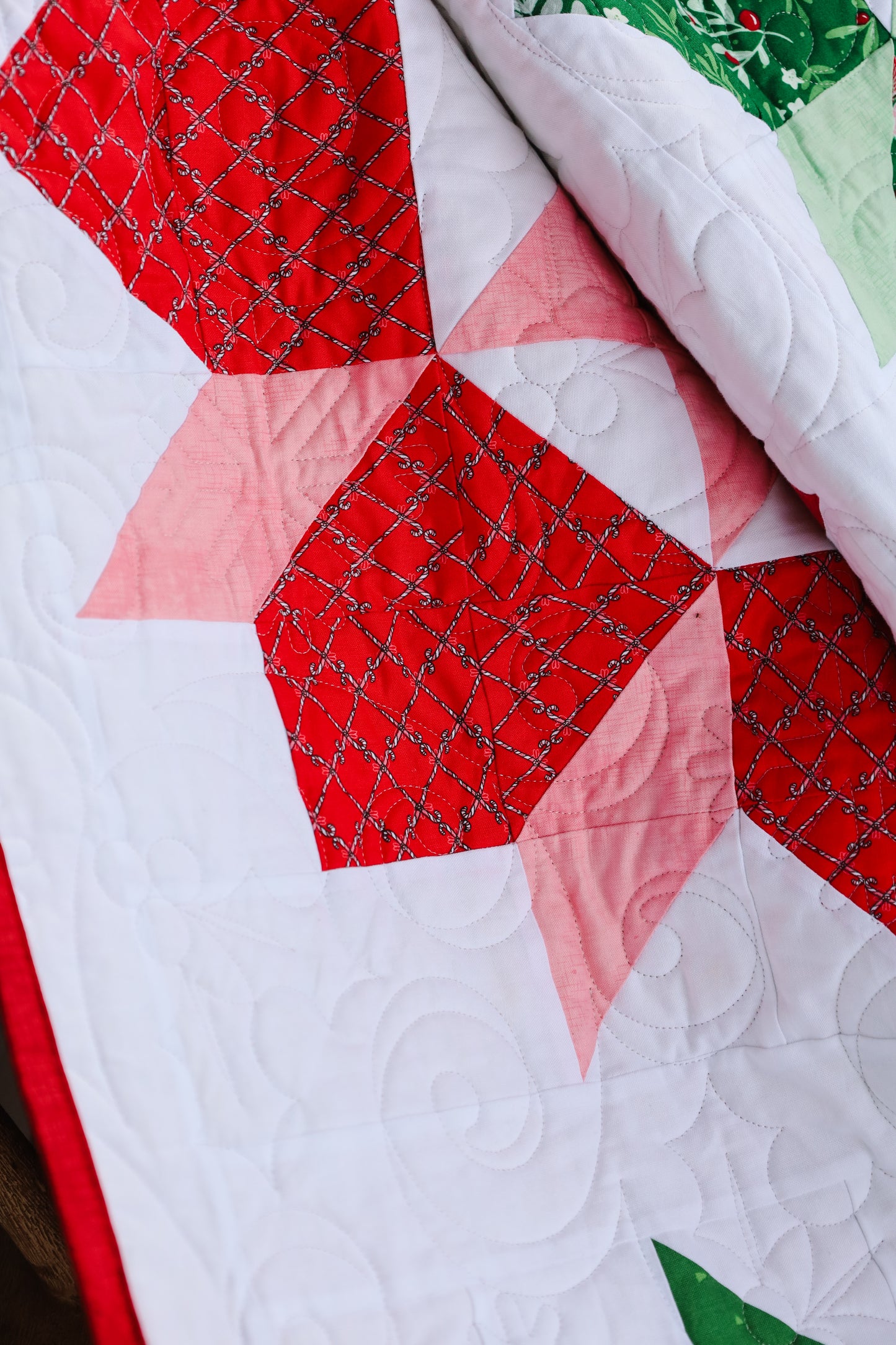 Swoon Christmas Precut Sew-Ready Quilt Kit featuring Riley Blake Mistletoe & Holly