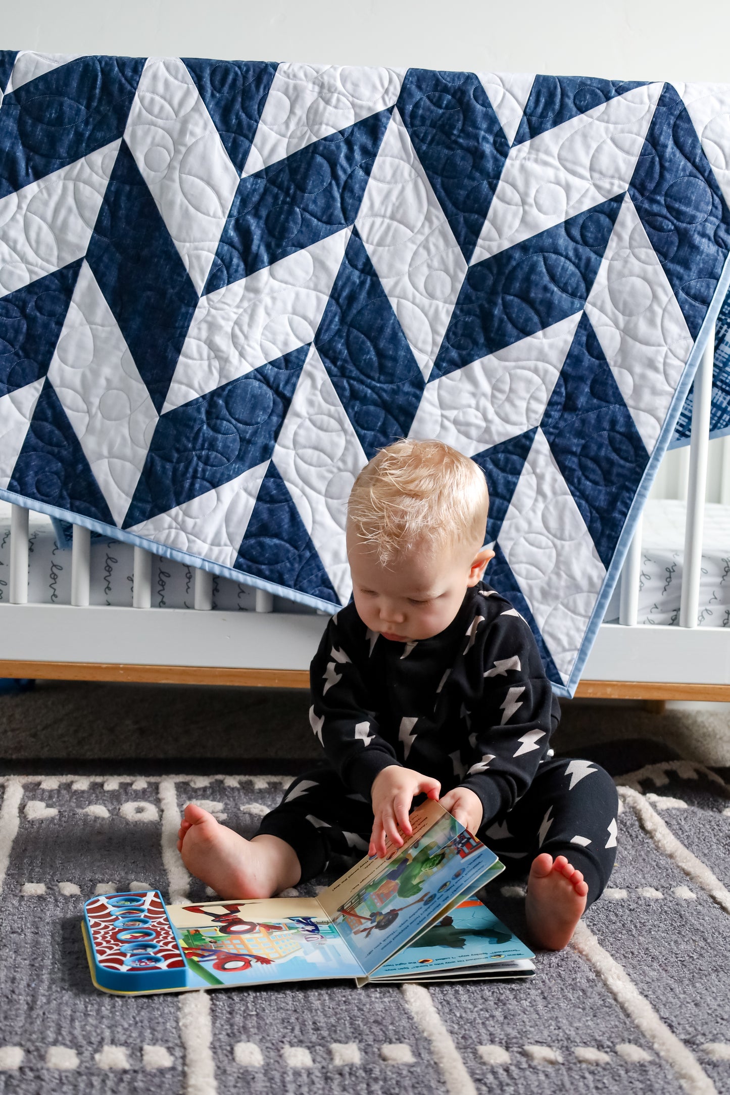Little Zig Zags in Blue Pre-Cut Baby Quilt