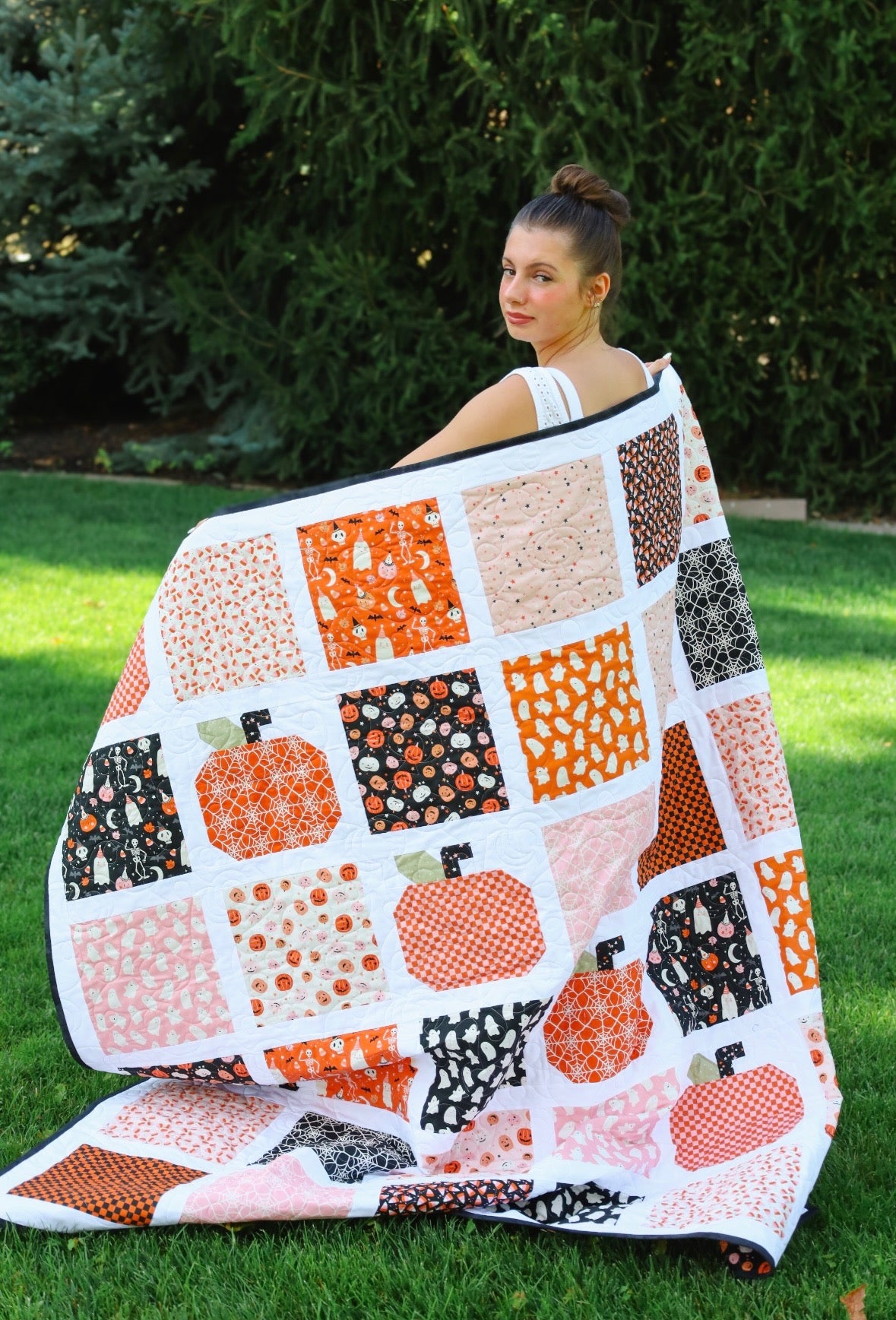 Pumpkin Patch Pre-Cut Ready-To-Sew Quilt Kit Featuring Hey Pumpkin by Riley Blake