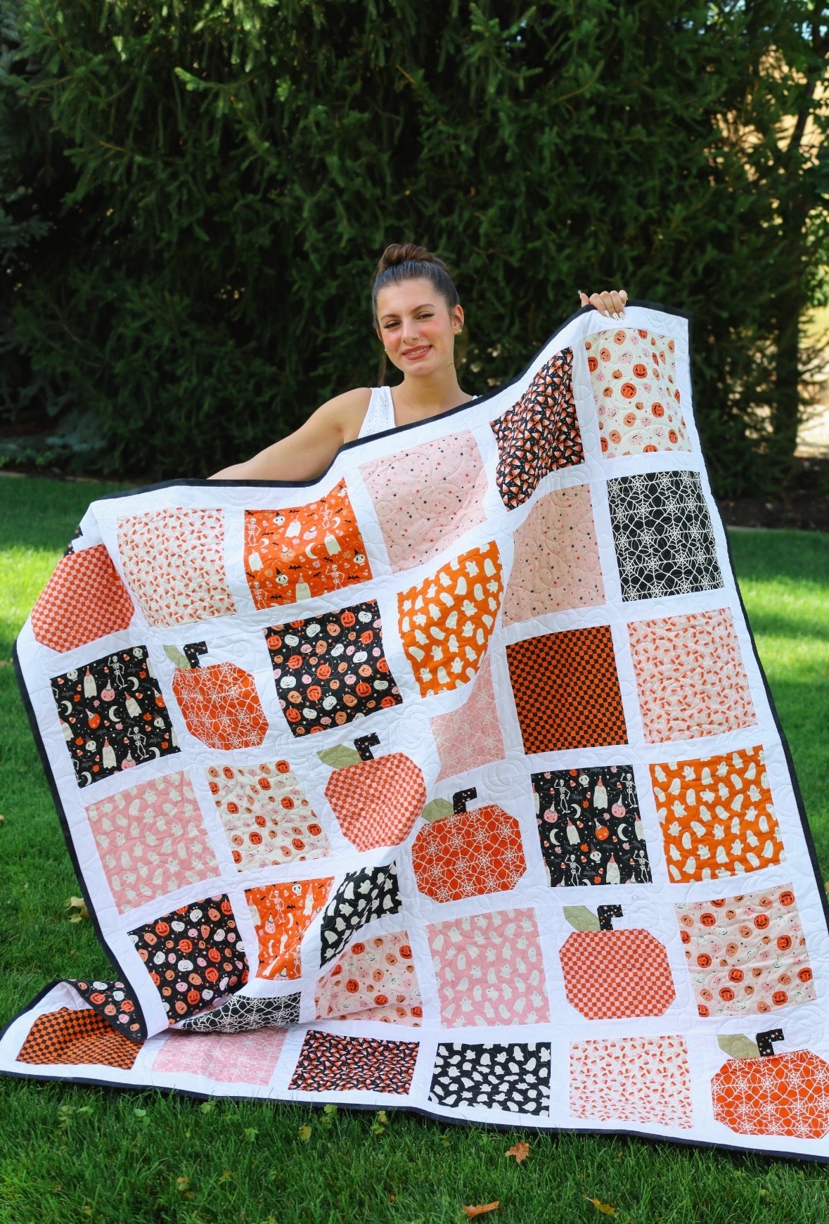 Pumpkin Patch Pre-Cut Ready-To-Sew Quilt Kit Featuring Hey Pumpkin by Riley Blake