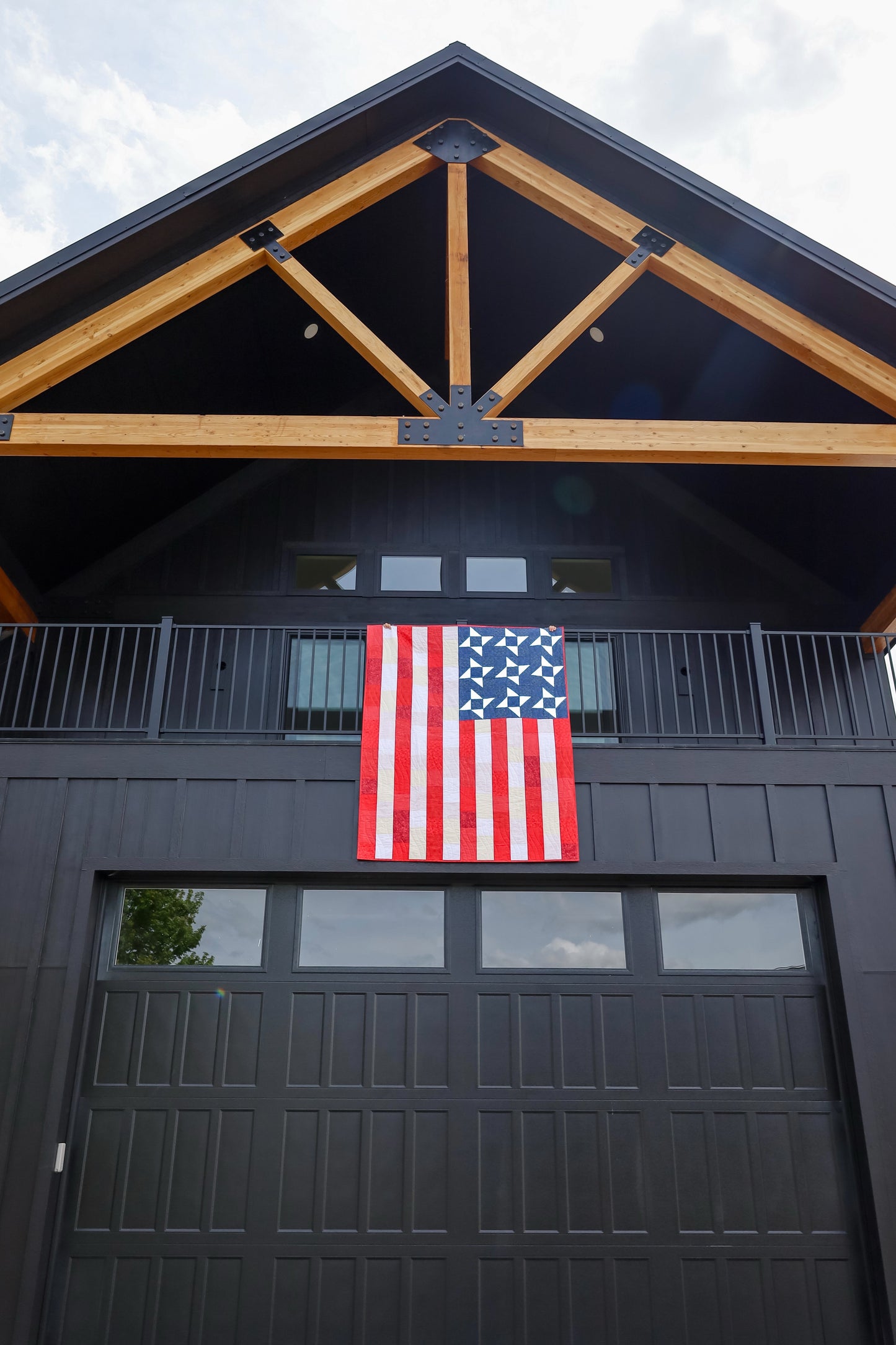 Old Glory Pre-Cut Ready-To-Sew Quilt Kit (Includes Backing!)