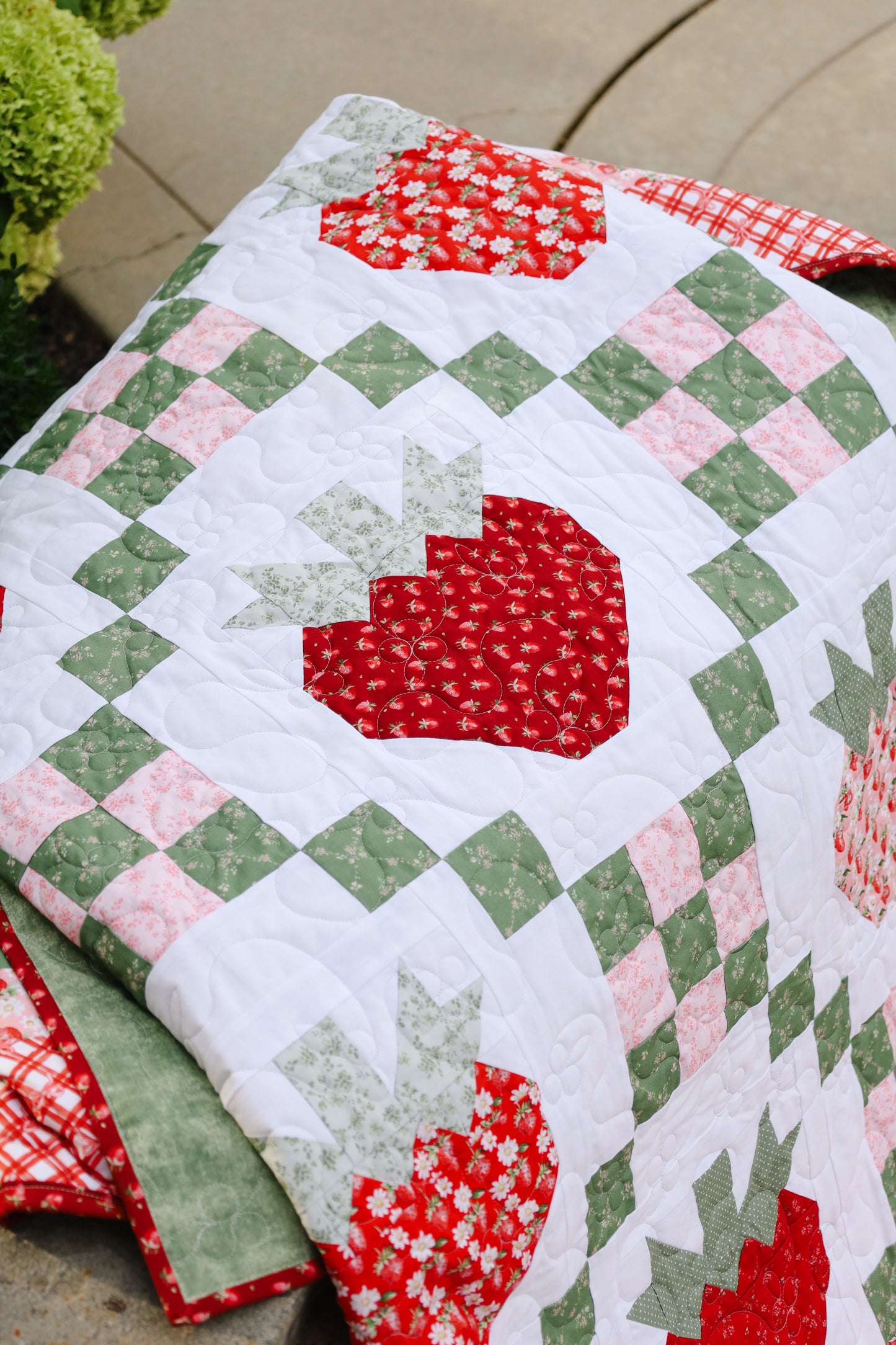 Strawberry Fields Sew-Ready Precut Quilt Kit