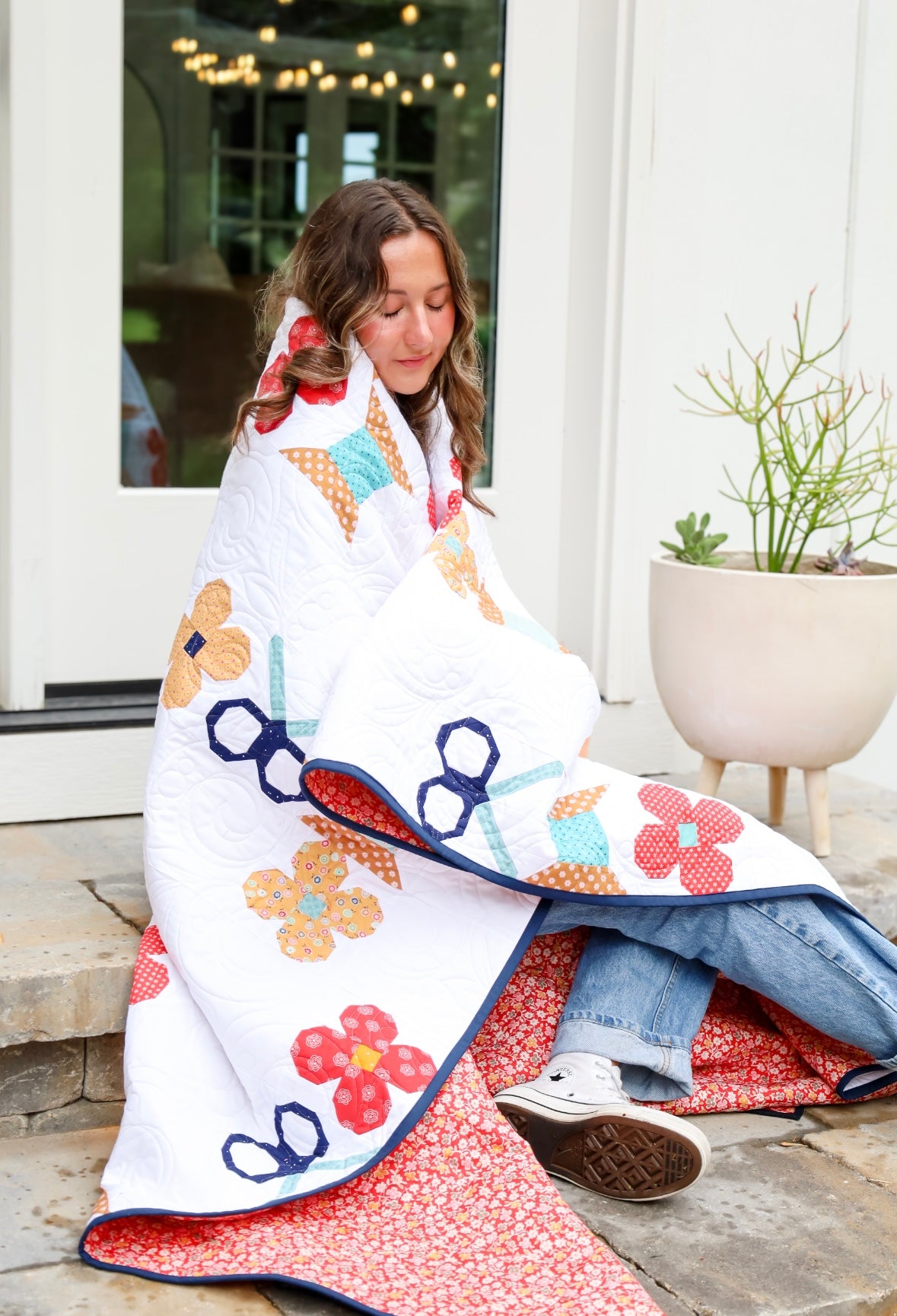 Snips and Blossoms  Bee Basics Lori Holt- Pre-Cut Ready-To-Sew Quilt Kit