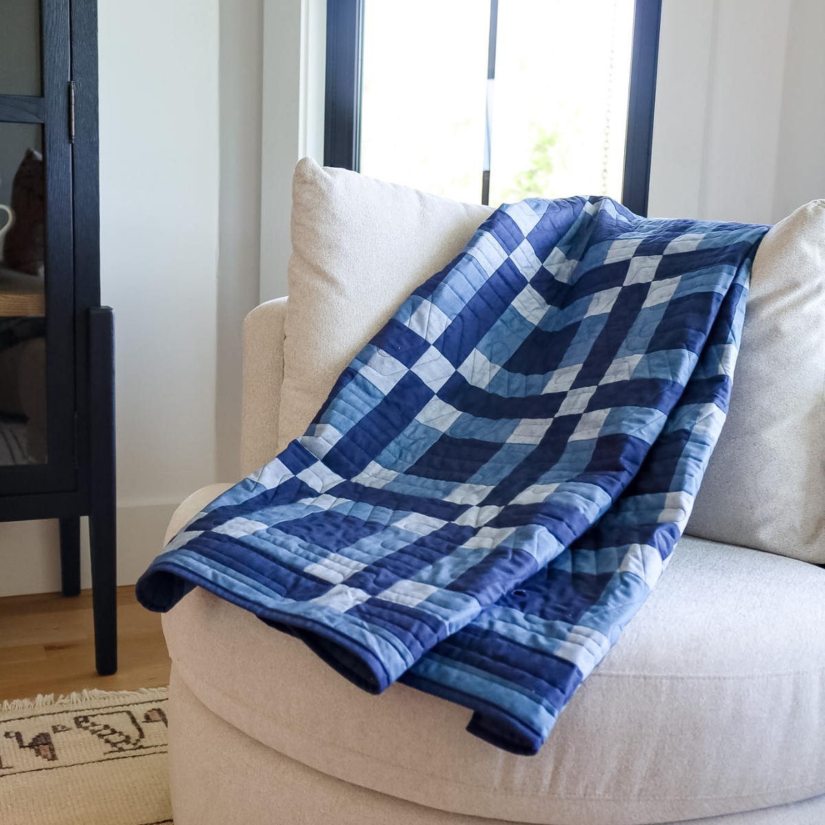 Lockstep Pre-cut Sew-Ready Quilt Kit | 65"x75"