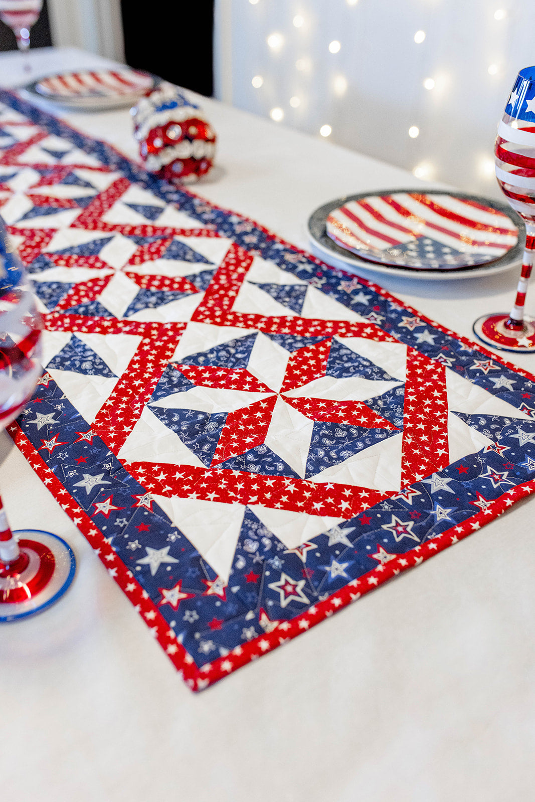 Sparklers Pre Cut Table Runner Kit Red, White and Blue