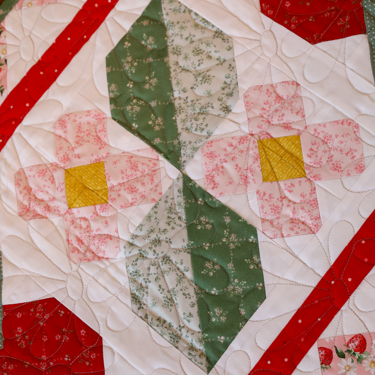 Berry Bouquet Strawberry  Pre cut Table runner kit 54" X 17.5"