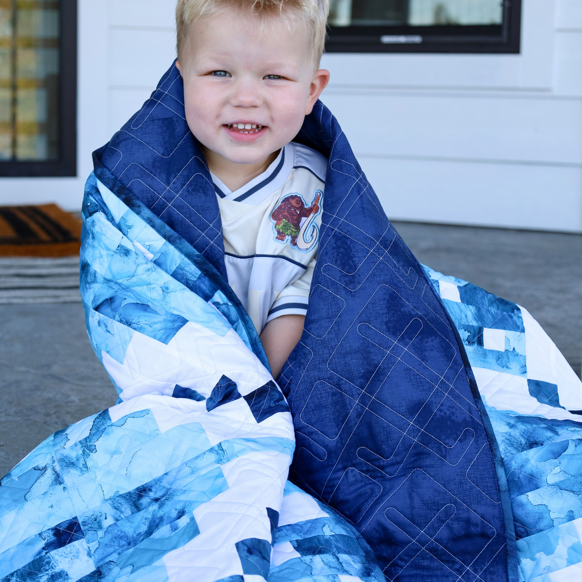 Arctic Bloom Pre Cut Quilt Kit | 69" X 69"