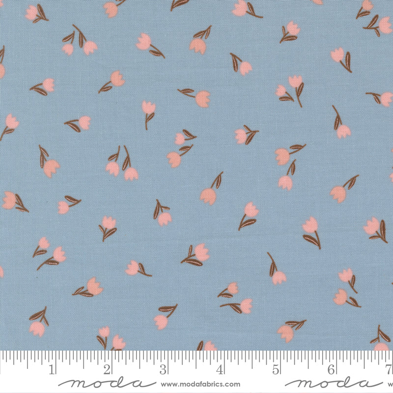 END OF BOLT 895 Moda 39055 Blossoms Blue Background 100% cotton quilting fabric