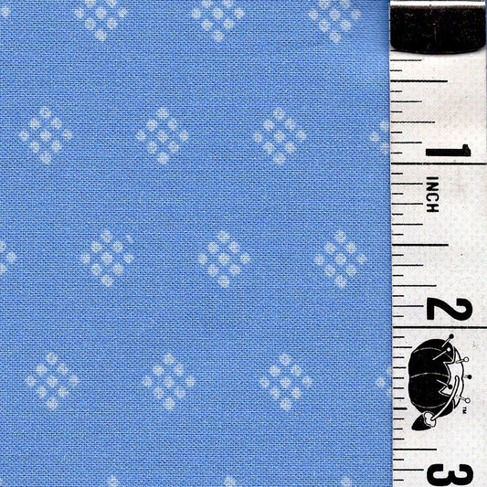 5-Yard Continuous Fabric Cuts Diamonds on Sky Blue – Endless Possibilities!