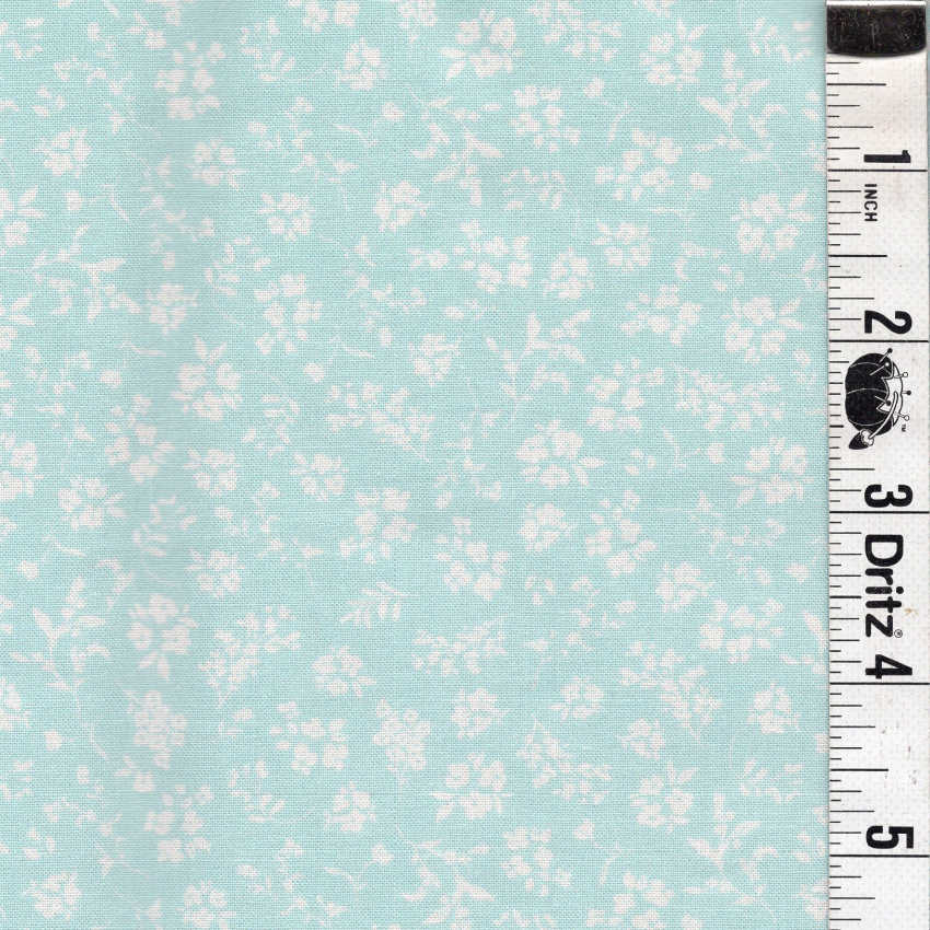 5-Yard Continuous Fabric Cuts Blue Petal Haze – Endless Possibilities!