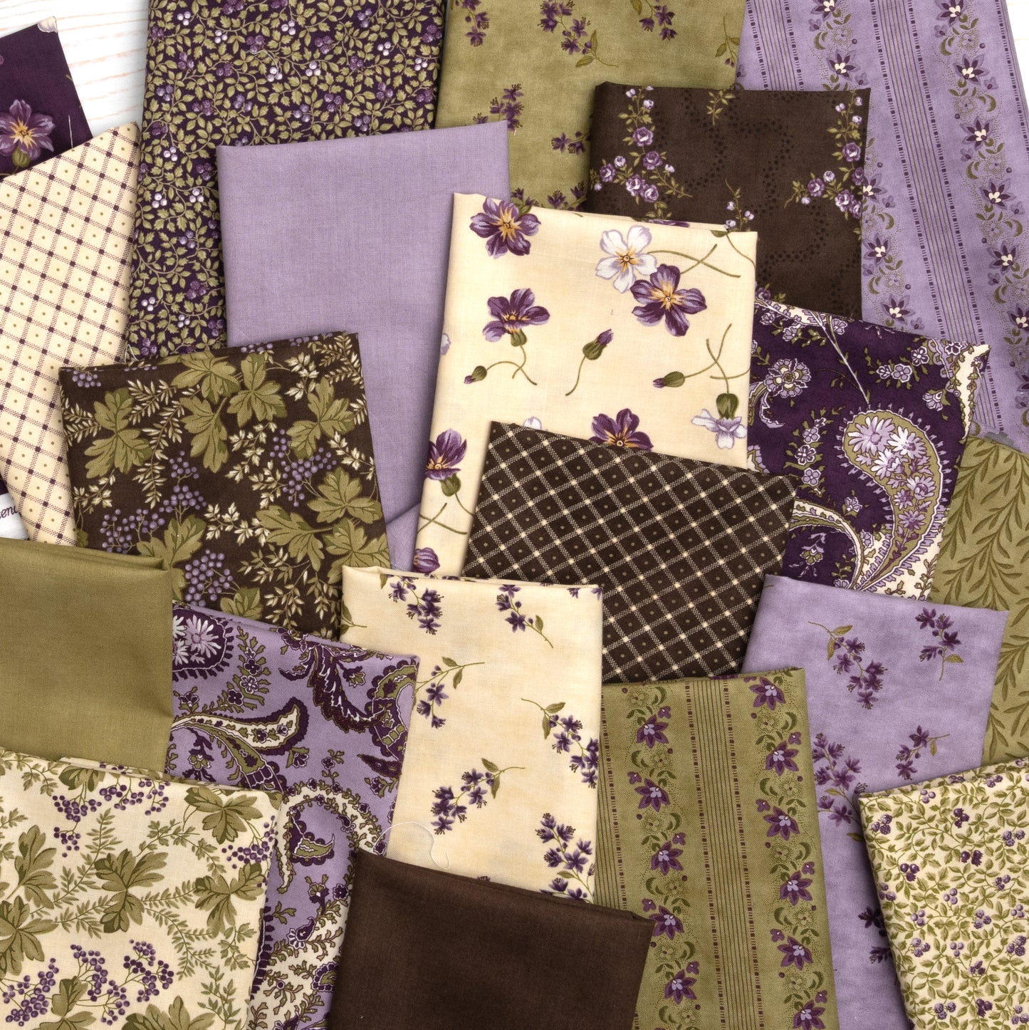 Collections Essence Jelly Roll® 46270JR Moda Precuts 100% cotton fabric quilt strips by Howard Marcus