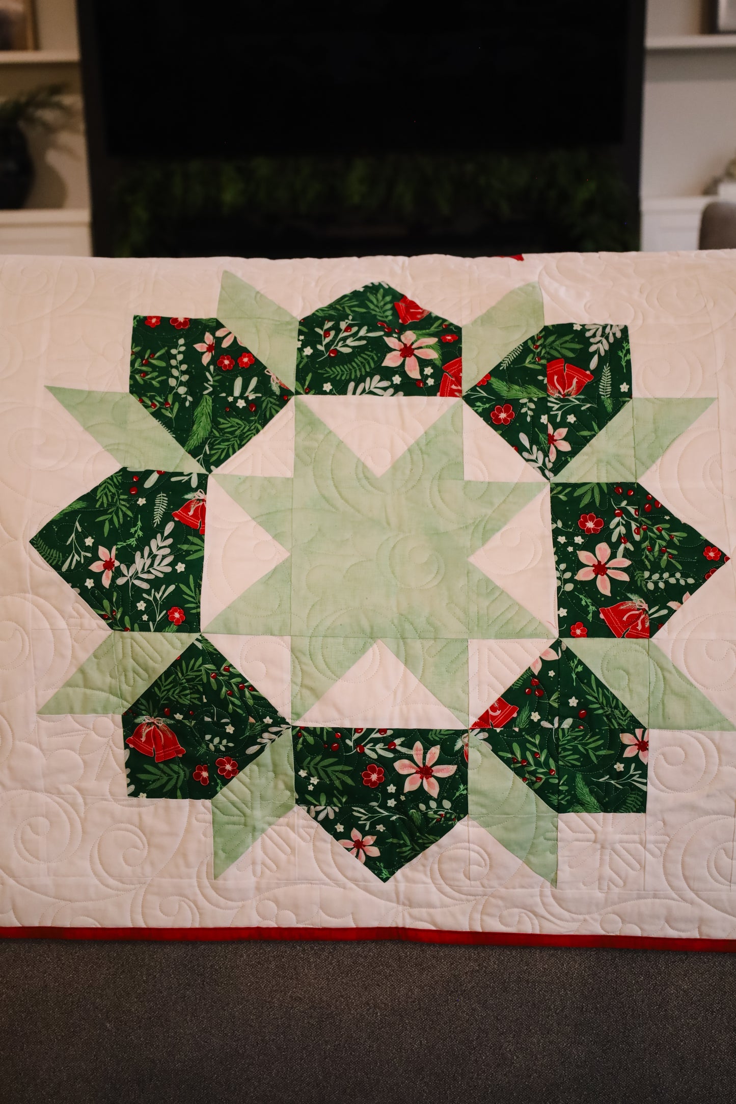 Swoon Christmas Precut Sew-Ready Quilt Kit featuring Riley Blake Mistletoe & Holly