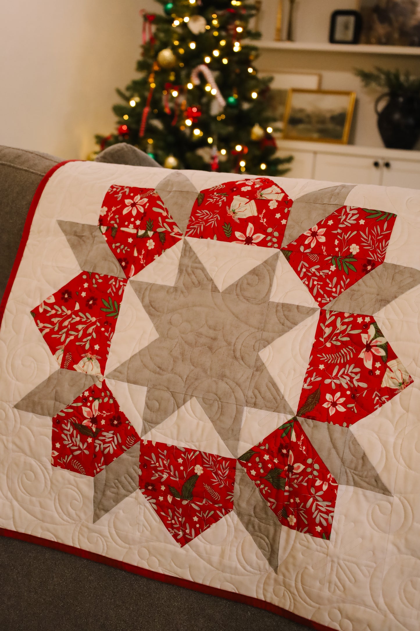 Swoon Christmas Precut Sew-Ready Quilt Kit featuring Riley Blake Mistletoe & Holly