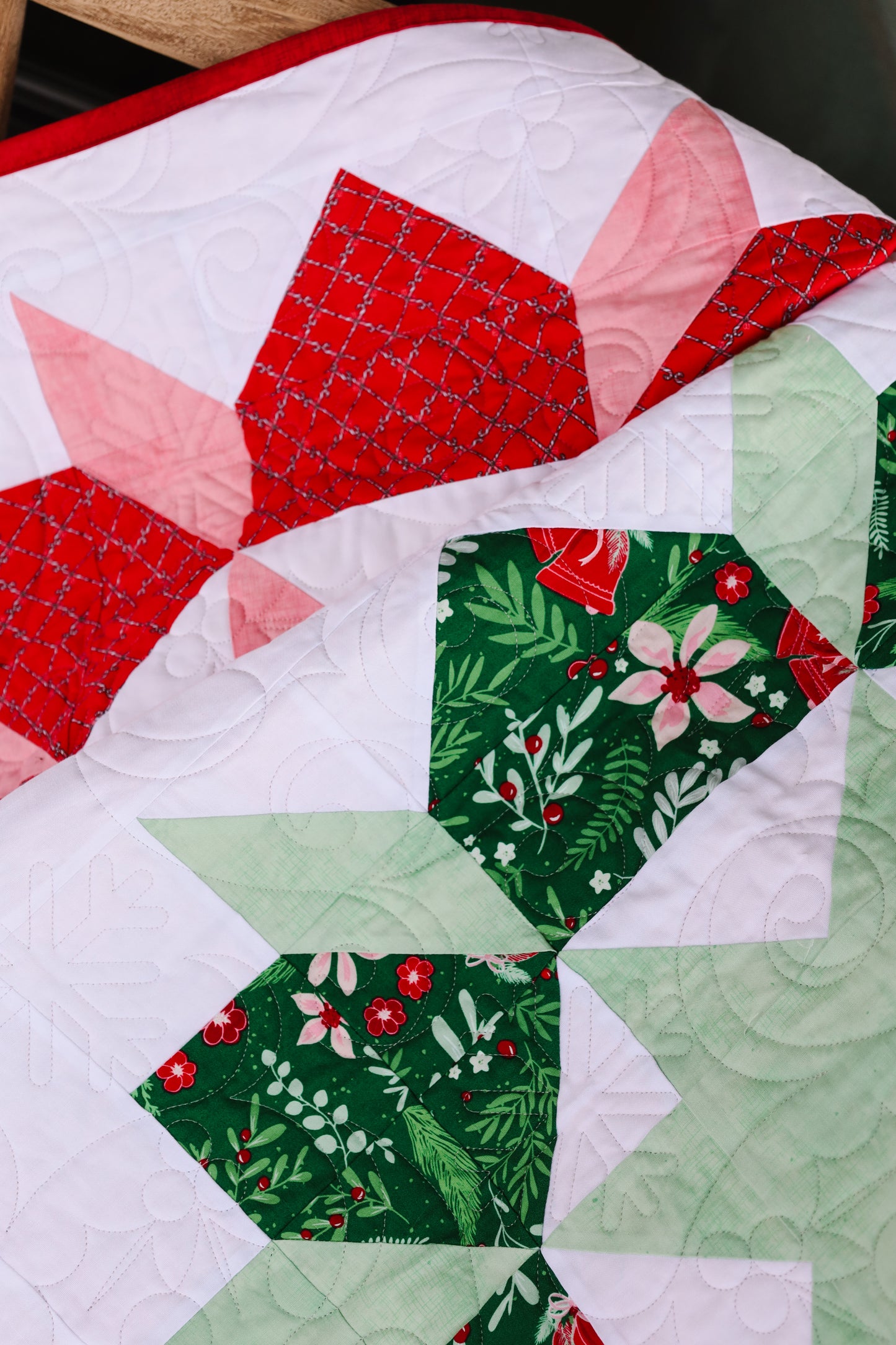 Swoon Christmas Precut Sew-Ready Quilt Kit featuring Riley Blake Mistletoe & Holly
