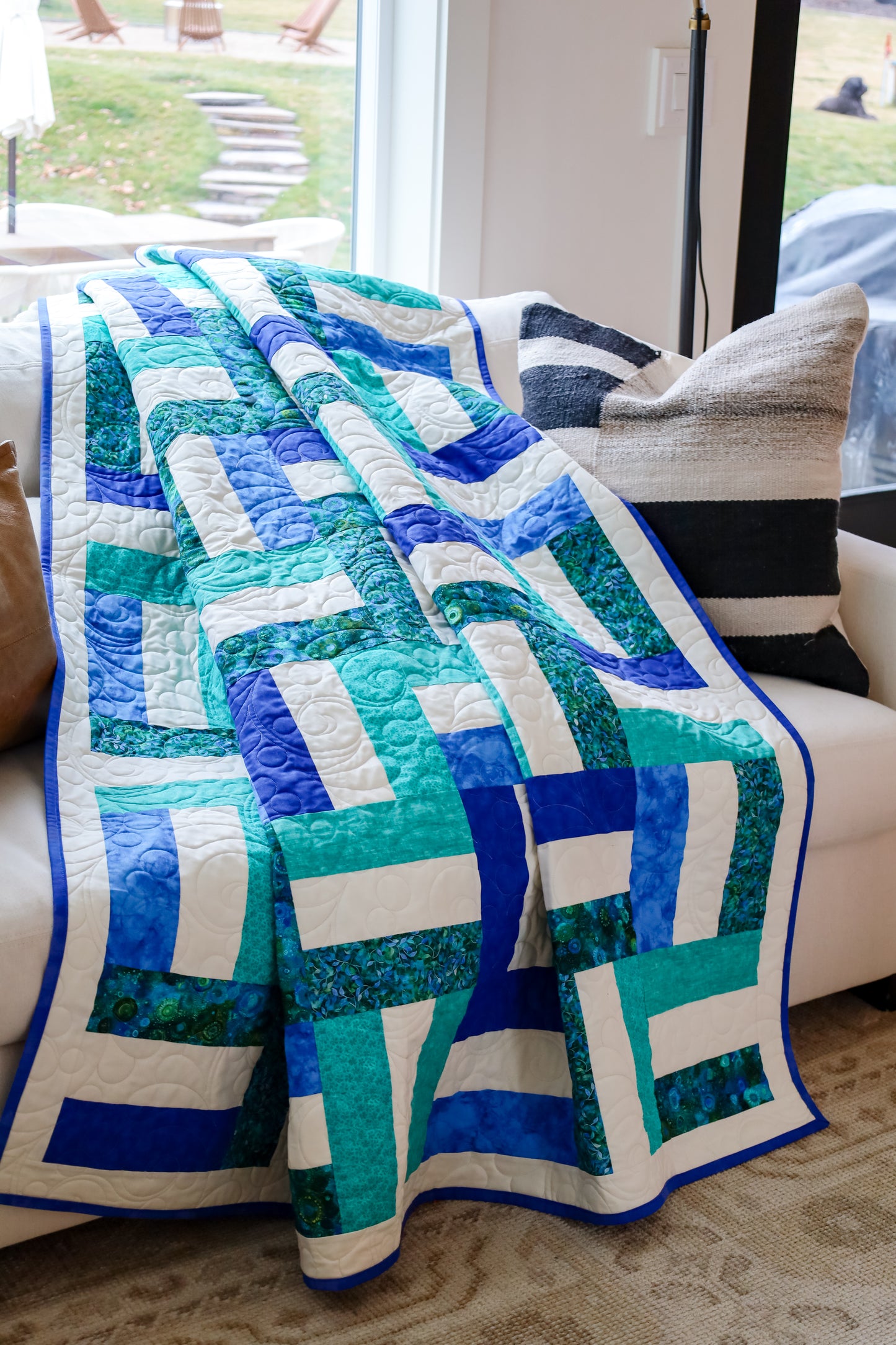 Picket Fences Breezy Blues  Pre-Cut Ready-To-Sew Quilt Kit