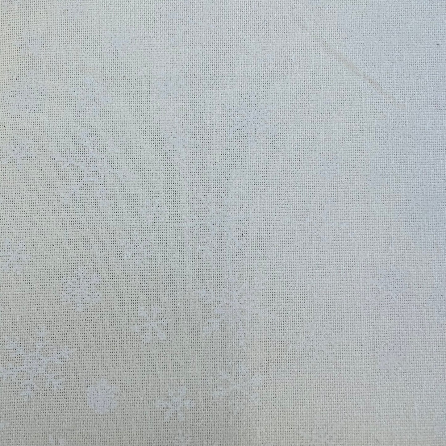 END OF BOLT 760 White Snowflakes on Cream Fabric background 100% cotton quilting fabric