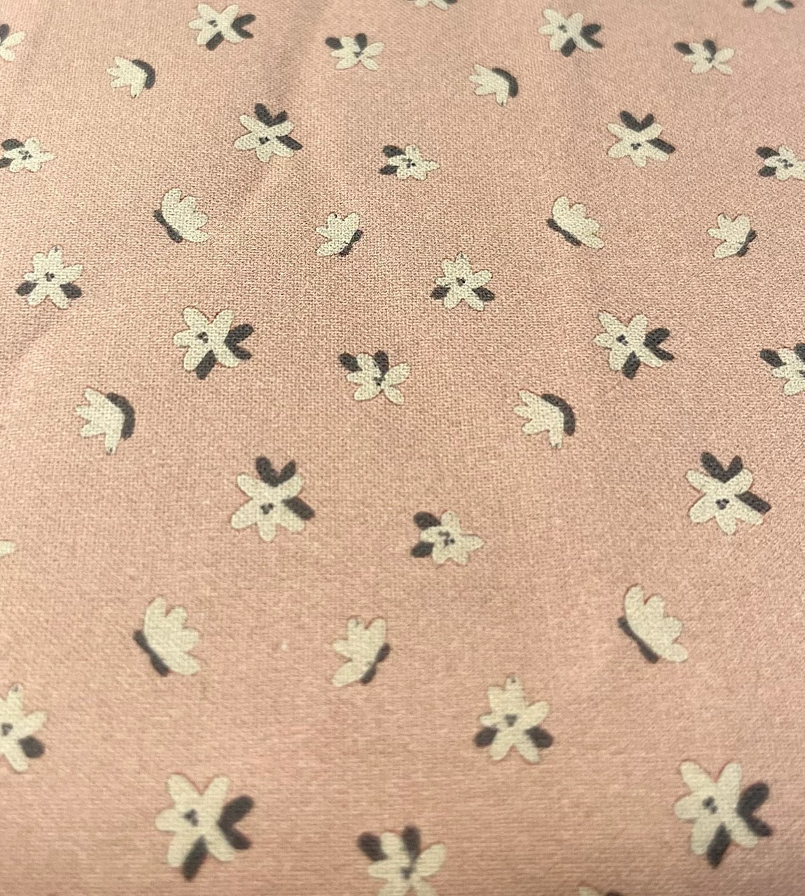 ENDOFBOLT108 Light Pink background with Beige and Gray Flowers basic 100% cotton quilting fabric