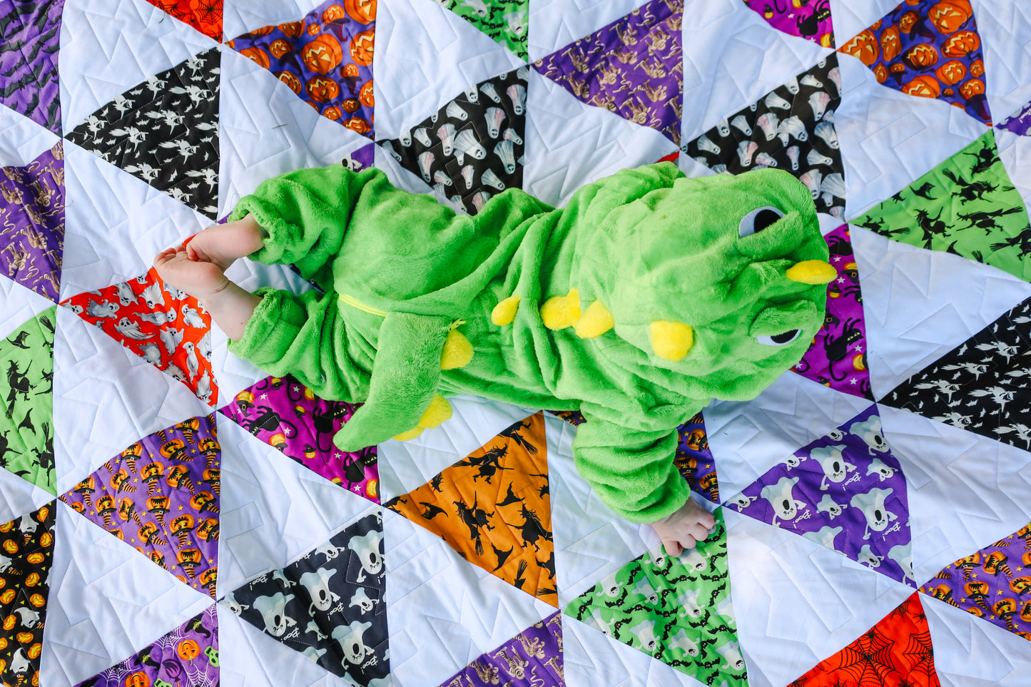 Spooky Summit Quilt Kit