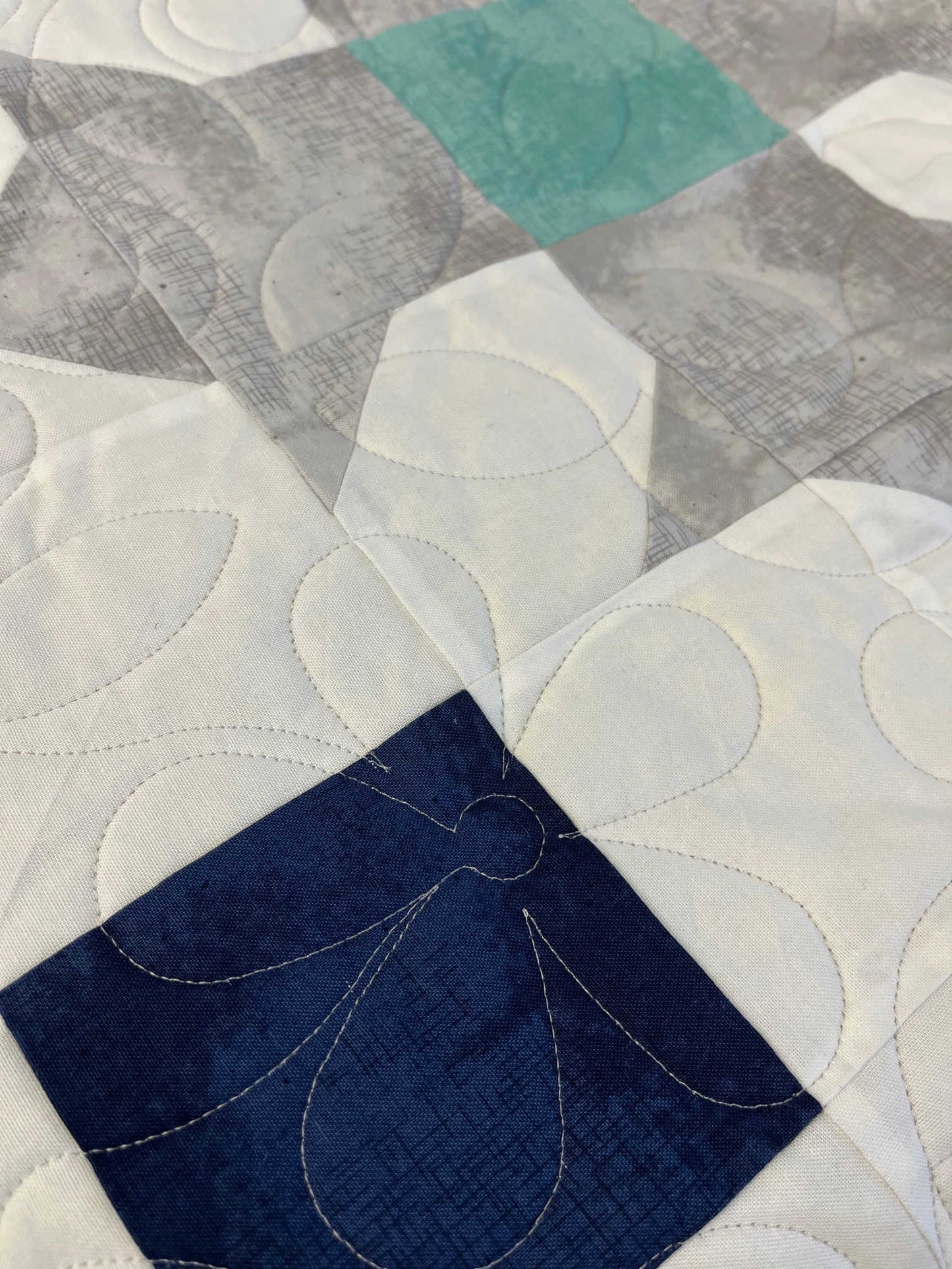 Simplicity Pre-Cut Ready-To-Sew Quilt Kit Featuring Riley Blake Shabby